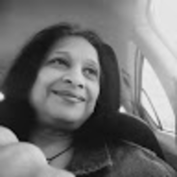 Profile Picture of Susie Mikler (@srmikler) on Poshmark