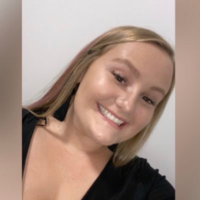 Profile Picture of Haley Waters (@haleywaterss) on Twitter