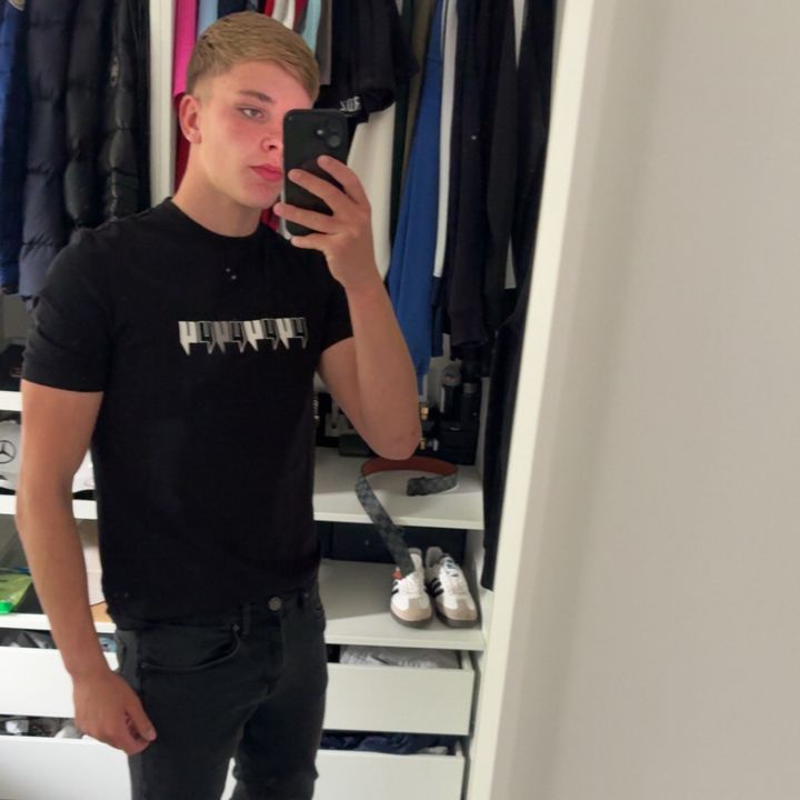 Profile Picture of _joshuaway (@_joshuaway) on Tiktok