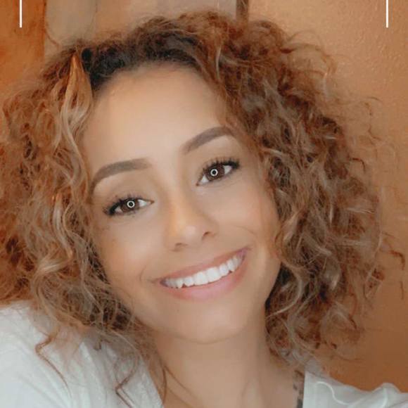 Profile Picture of Jazmin James (@jazminfantel) on Poshmark