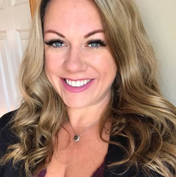 Profile Picture of Kristee Winchar (@kristee_1324) on Poshmark