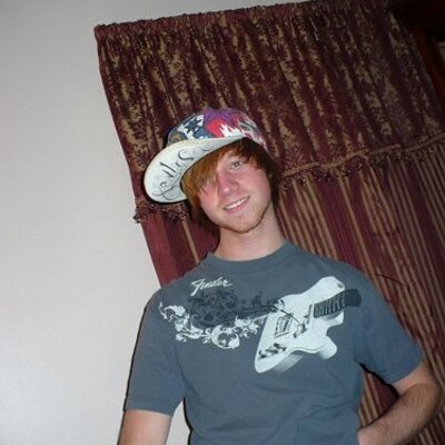 Profile Picture of Jesse Whitt (@Bonkonthehead) on Twitter