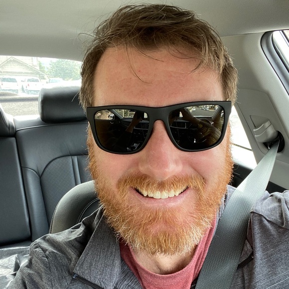 Profile Picture of Charles Dethloff (@dethloffcharles) on Poshmark