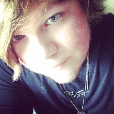 Profile Picture of Brad Wetmore (@xLegitxBurnerx) on Twitter