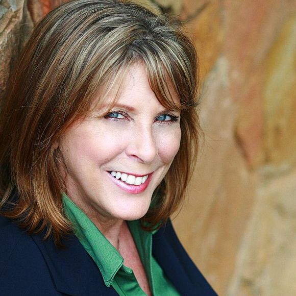 Profile Picture of Carol Fahnestock (@carolfahnestock) on Poshmark