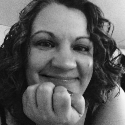 Profile Picture of Julia Bateman (@juliabateman11) on Twitter