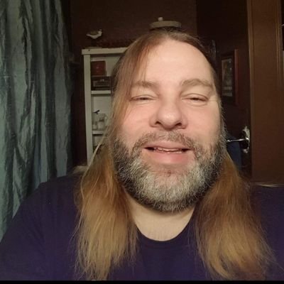 Profile Picture of Brian Matthew King. Aka Brett (@kbrian751) on Twitter