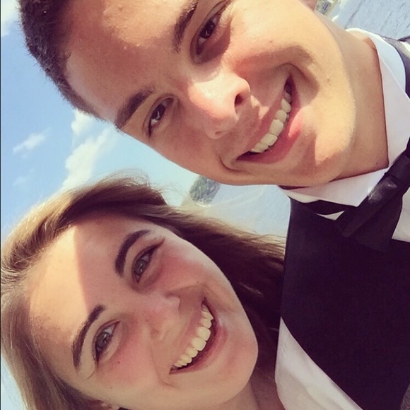 Profile Picture of Alaina Albert (@acalbert19) on Poshmark