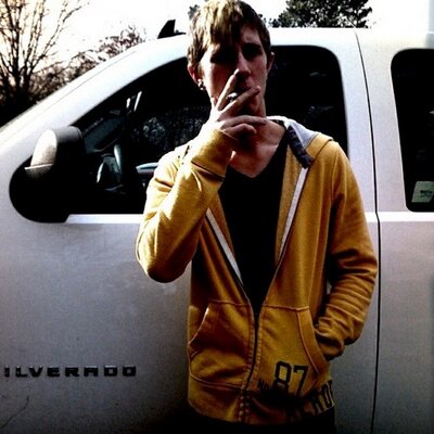 Profile Picture of Nathan Burchfield (@natepteridactyl) on Twitter