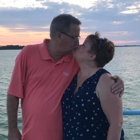 Profile Picture of Tonya Foland (@tonya_foland) on Poshmark