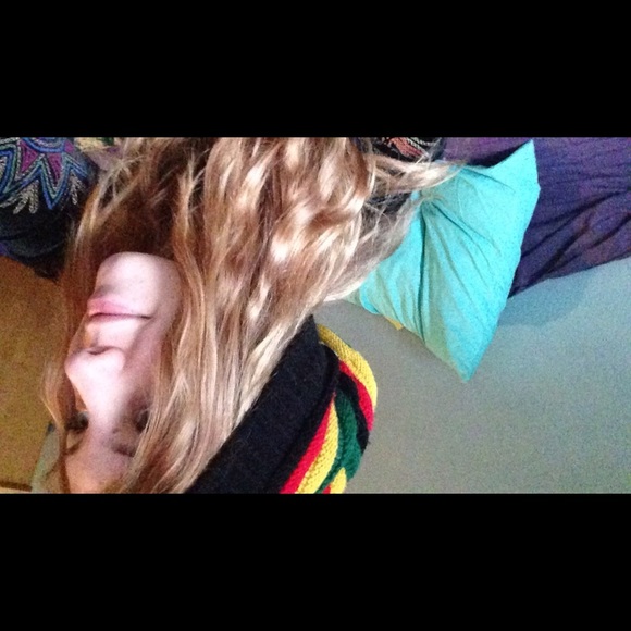 Renee Ribbey - Poshmark Profile Picture of Renee Ribbey (@boholoved18) on Poshmark