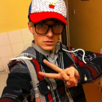 Profile Picture of Prince Lewis Tudor (@LewisC_Ryan) on Twitter