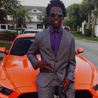 Rohan Lawrence - Twitter Profile Picture of Rohan Lawrence (@rjrealthug) on Twitter