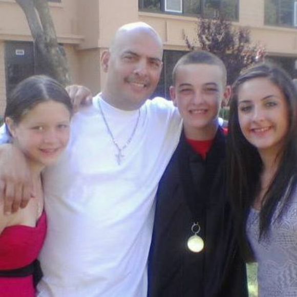 Profile Picture of Martin Zamora (@funnyassmartin) on Poshmark