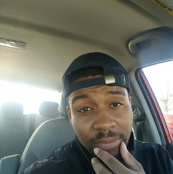 Profile Picture of Malcolm Watts (@malcolmkw22) on Poshmark