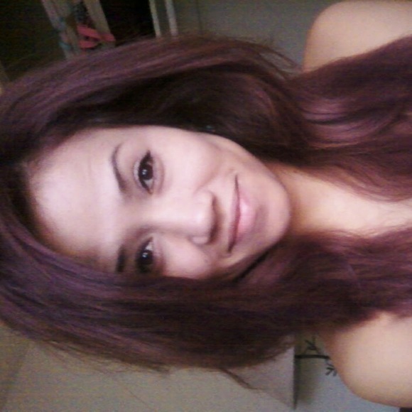 Profile Picture of Dung Ngo (@ngo0921) on Poshmark