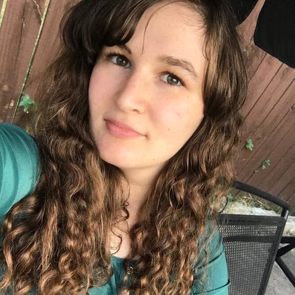 Profile Picture of Brianna Nguyen (@briannanguye793) on Poshmark