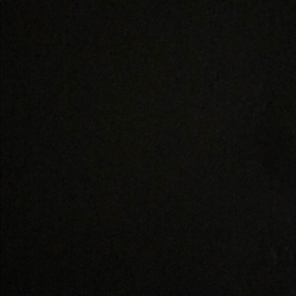 Profile Picture of Raven Perry (@ravenperry96) on Poshmark