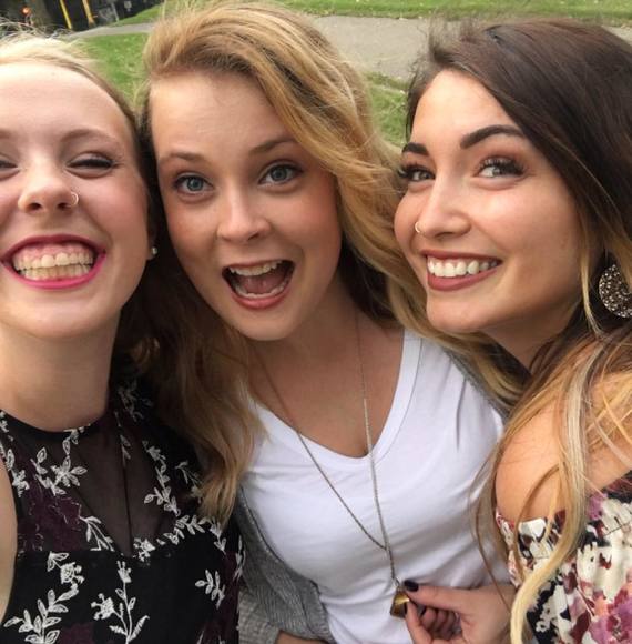 Profile Picture of Jessi Grittner (@minisoda04) on Poshmark