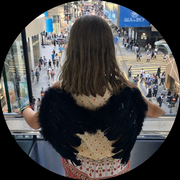 Profile Picture of Lucrezia Corti (@lunaindiana) on Poshmark