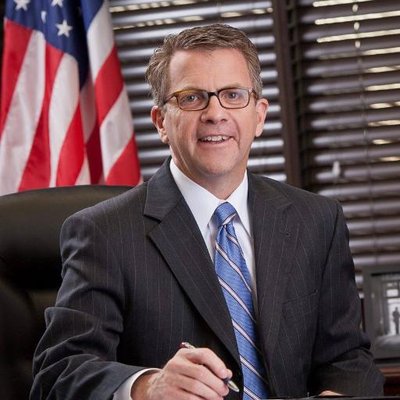 Profile Picture of Mayor Lloyd Winnecke (@JoshWiniecke) on Twitter