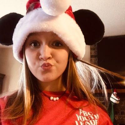 Profile Picture of Alyssa Burrows (@AlyssaBurrows3) on Twitter