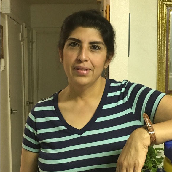 Profile Picture of Candy Campos (@elsa123456) on Poshmark