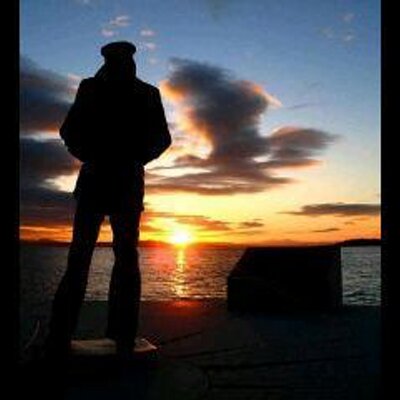 Profile Picture of Mike Slebor (@calLmE_abbe) on Twitter