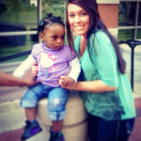 Profile Picture of Sydney Simunich (@sydneysimunich) on Poshmark