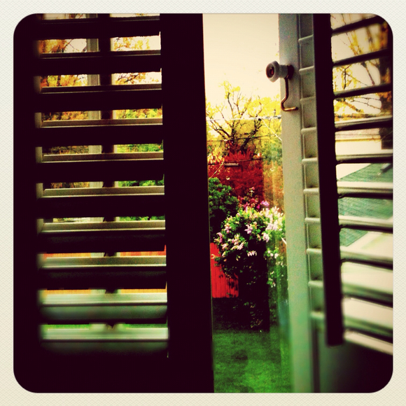 Profile Picture of Edie Kanthack (@ediesweetie) on Poshmark