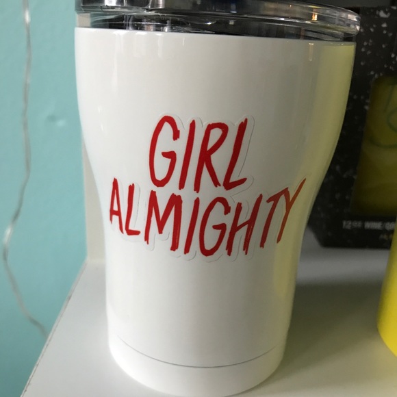 Profile Picture of Angela Kujak (@akujak) on Poshmark