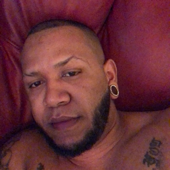 Profile Picture of Bernardo Tavarez (@bernardo1284) on Poshmark