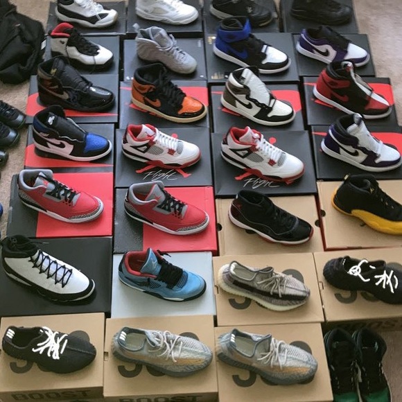 Ben Rainone - Poshmark Profile Picture of Ben Rainone (@benrainone) on Poshmark