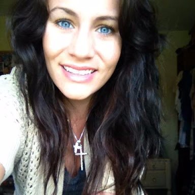 Profile Picture of DorisOuten (@AngelaOuten3) on Twitter