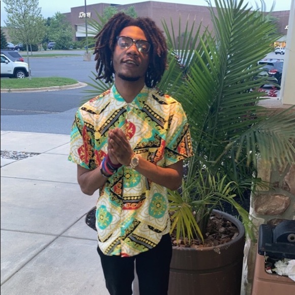 Profile Picture of Donye’ Hinds (@yaenotyeezus) on Poshmark