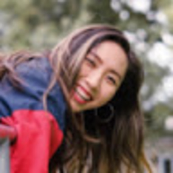 Profile Picture of Joanna Hu (@joannahu316) on Poshmark