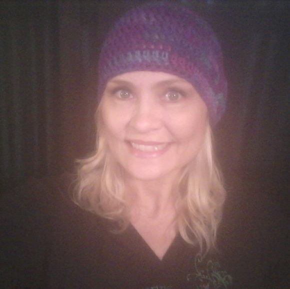 Profile Picture of Callie Schultz (@callierenee18) on Poshmark