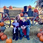 Profile Picture of Amanda Dischinger (@amanda.zahratka) on Facebook