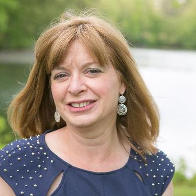 Profile Picture of Dawn August (@DEAugust4) on Twitter