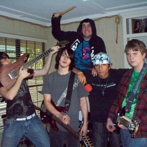 Profile Picture of Aaron Alexander Hackett (@aaronrockstar17) on Myspace
