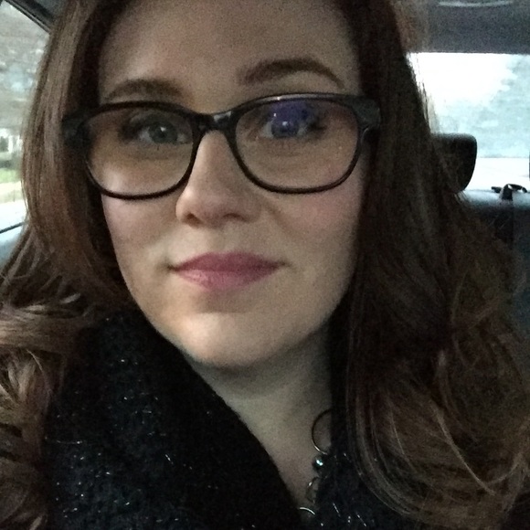 Profile Picture of Paula Chadwick (@paulajchadwick) on Poshmark