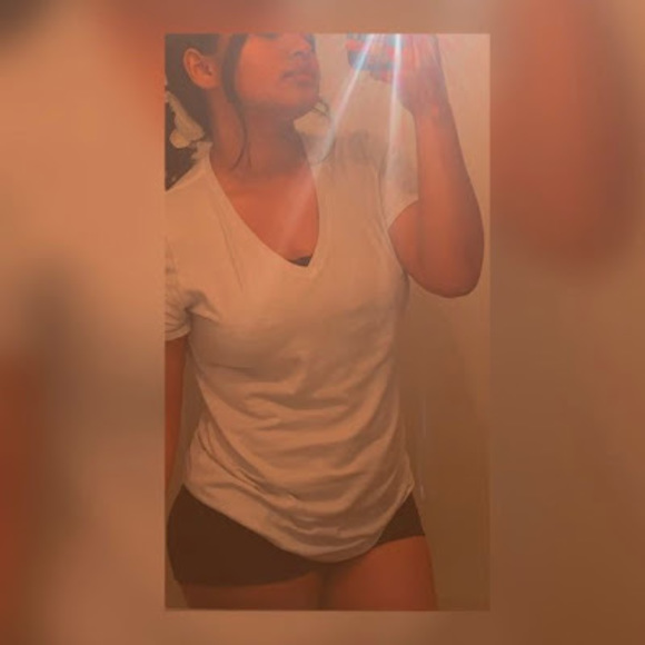 Profile Picture of Katherine Cortez (@katherinecor511) on Poshmark