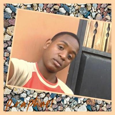 Profile Picture of Peter Raphael (@RaphaelPeter) on Twitter