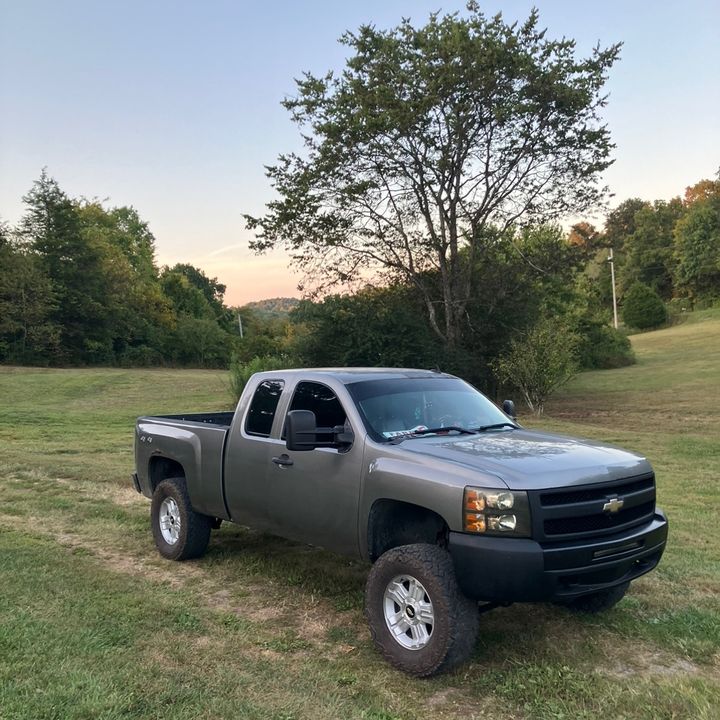 Profile Picture of 𝓑𝓻𝔂𝓼𝓸𝓷💵 ꪑ (@bryson.thompson2) on Tiktok