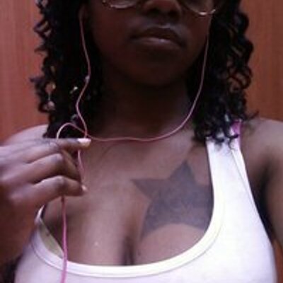 Profile Picture of Tai'jah Mitchell (@Tia_Woodson) on Twitter