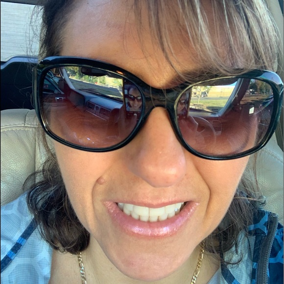 Profile Picture of Jacqueline Ohanian (@jacquelineohani) on Poshmark