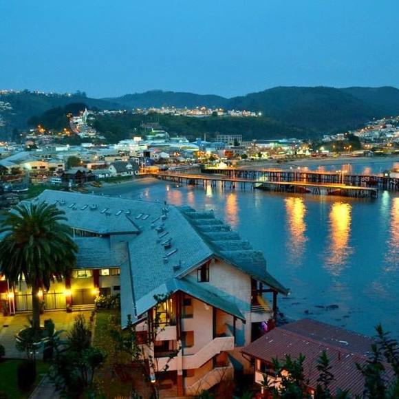 Profile Picture of Genesis Zamora (@genesiszamor422) on Poshmark