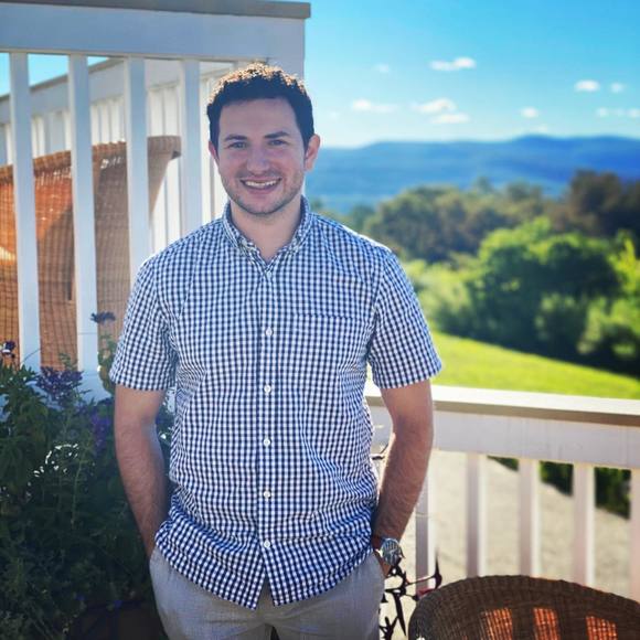 Profile Picture of Ricky Pezzullo (@rpezzullo93) on Poshmark