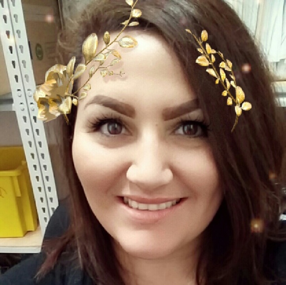 Profile Picture of Eloisa Estrada (@eloisa20082010) on Poshmark