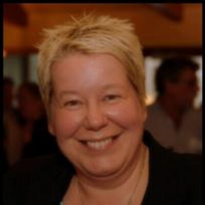Profile Picture of Charlotte Warren (@CharlotteWarren) on Twitter